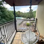 The Hanham Retreat