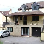 The Hanham Retreat